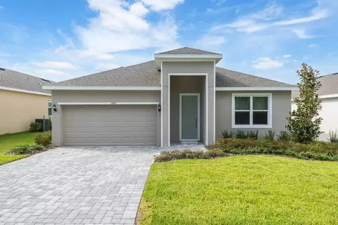 789 Lemon Ave, Fruitland Park, FL 34731