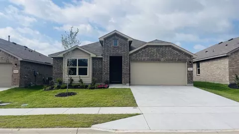 4237 Trickling Creek Ln, Crowley, TX 76036