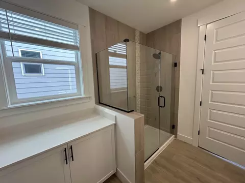 Bath - 624 Sunbeam Pl, Sequim, WA 98382 photo 2 of 4