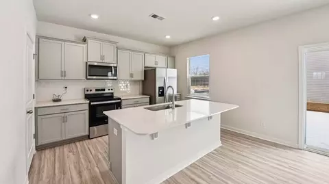 Kitchen - 472 Dazzle Loop, Newton, NC 28658 photo 1 of 7