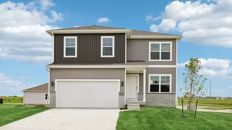 5641 153rd St, Urbandale, IA 50323