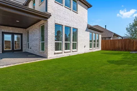 Exterior - 735 Red Cedar Rd, Haslet, TX 76052 photo 6 of 8