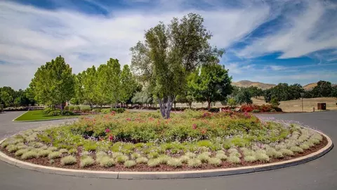 View/Area - 20243 Ventana Hills Dr, Clovis, CA 93619 photo 2 of 7