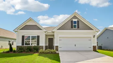 52 Chardonnay Dr, Lillington, NC 27546