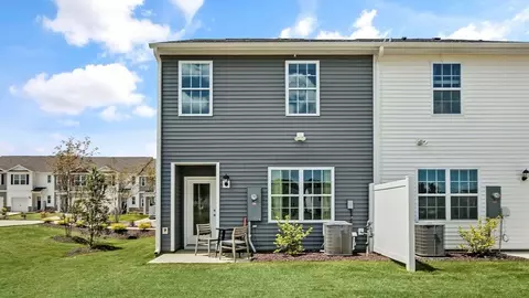 Exterior - 941 Cattle Dr, Wake Forest, NC 27587 photo 6 of 10