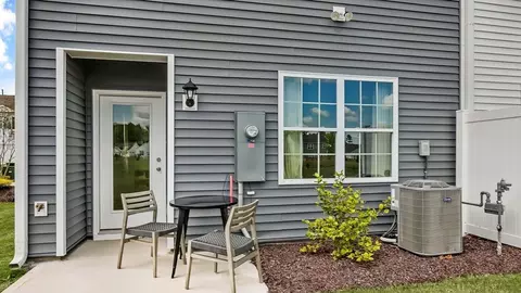 Exterior - 941 Cattle Dr, Wake Forest, NC 27587 photo 7 of 10