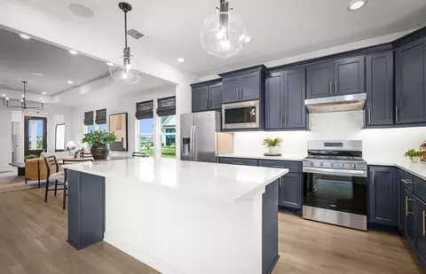 Kitchen - 137 Perth Cv, Bastrop, TX 78602 photo 2 of 4