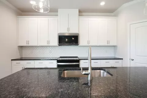 Kitchen - 46 Denali Dr, Angier, NC 27501 photo 7 of 8
