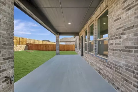 3900 Yarrow Dr, Argyle, TX 76226