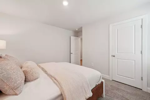 Bedroom - 105 Foxford Dr, Conway, SC 29526 photo 5 of 9