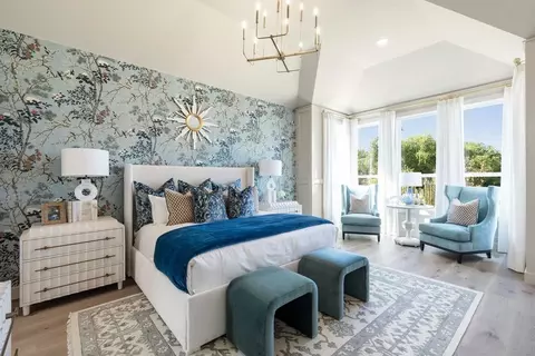 Bedroom - 2113 Tupelo Trl, Argyle, TX 76226 photo 2 of 10