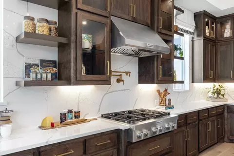 Kitchen - 2113 Tupelo Trl, Argyle, TX 76226 photo 8 of 12