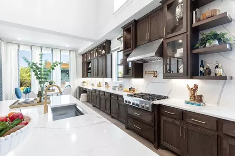 Kitchen - 2113 Tupelo Trl, Argyle, TX 76226 photo 10 of 12