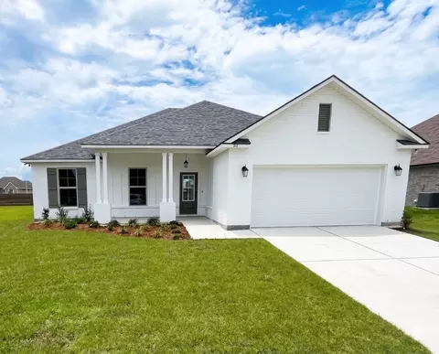 310 Olivia Dr, Luling, LA 70070