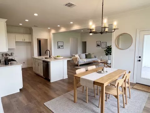 Dining - 310 Olivia Dr, Luling, LA 70070 photo 1 of 1