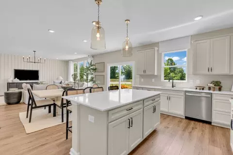 Kitchen - 6553 Creststone Ct, Plainfield, IN 46168 photo 6 of 8