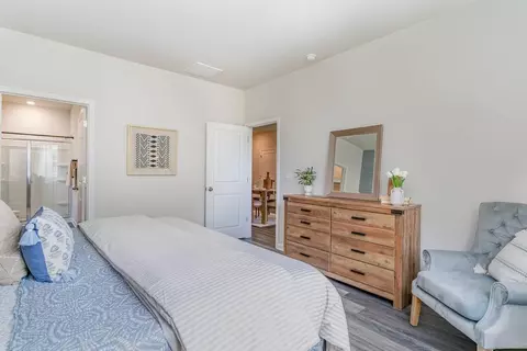 Bedroom - 2083 E Paces Trl, Darlington, SC 29532 photo 4 of 6
