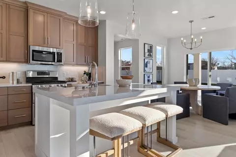 Kitchen - 1502 Silver Canoe Loop, Logan, UT 84321 photo 3 of 6