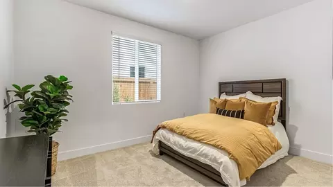 Bedroom - 3916 Hacienda St, Shafter, CA 93263 photo 3 of 9