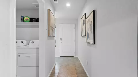 Entry Way - 136 Springhill North Rd, Boyd, TX 76023 photo 4 of 7
