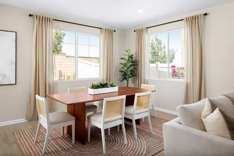 Dining - 30457 Albiflora Way, Winchester, CA 92596 photo 1 of 2