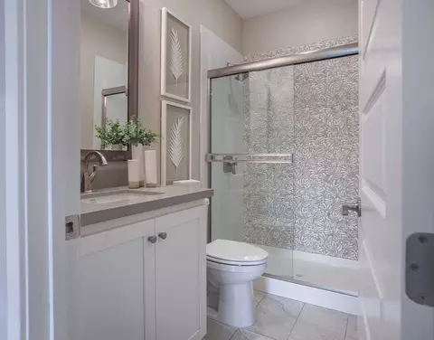 Bath - 7130 Rece Ln, Gilroy, CA 95020 photo 8 of 12