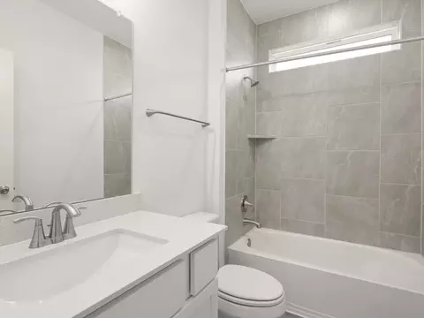 Bath - 110 Mathew St, Bertram, TX 78605 photo 3 of 5