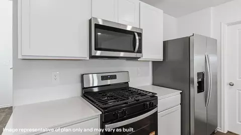 Kitchen - 4066 Bay Leaf Loop, Von Ormy, TX 78073 photo 1 of 13