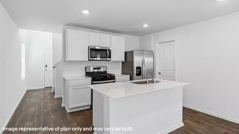 Kitchen - 4066 Bay Leaf Loop, Von Ormy, TX 78073 photo 4 of 13