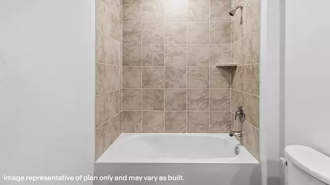 Bath - 4066 Bay Leaf Loop, Von Ormy, TX 78073 photo 1 of 6