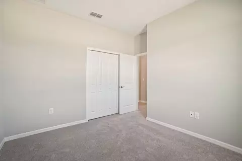 Bedroom - 1208 Honeycomb Pl, Seffner, FL 33584 photo 2 of 4