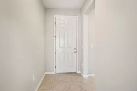 Entry Way - 1208 Honeycomb Pl, Seffner, FL 33584 photo 1 of 2