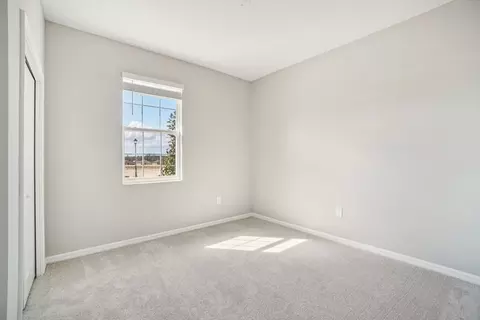 Bedroom - 1208 Honeycomb Pl, Seffner, FL 33584 photo 3 of 4