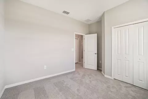 Bedroom - 1208 Honeycomb Pl, Seffner, FL 33584 photo 4 of 4