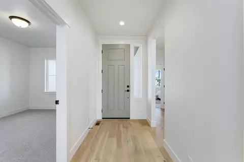 Entry Way - 497 N Morehouse Ave, Eagle, ID 83616 photo 2 of 2