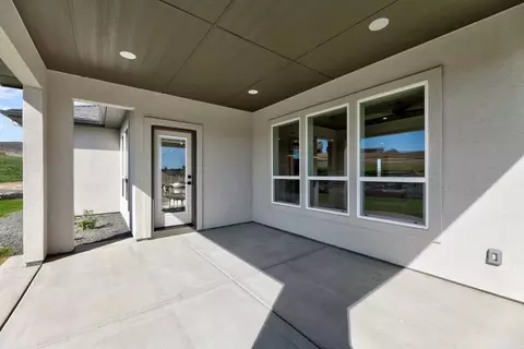 Exterior - 497 N Morehouse Ave, Eagle, ID 83616 photo 4 of 8