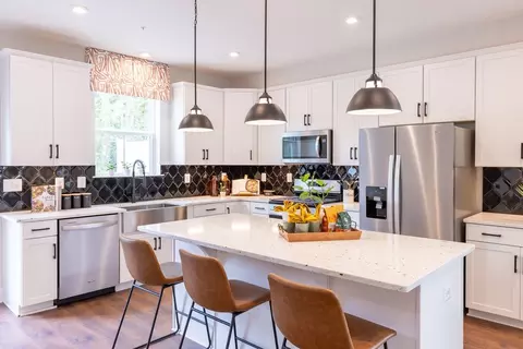 655 Eastland Row, Millersville, MD 21108