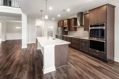 Kitchen - 164 Como Dr, Pooler, GA 31322 photo 2 of 6