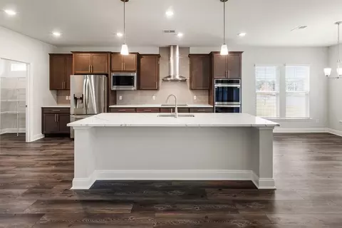 Kitchen - 164 Como Dr, Pooler, GA 31322 photo 6 of 6