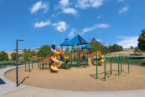 View/Area - 1124 Bengal Loop, Rocklin, CA 95765 photo 3 of 5