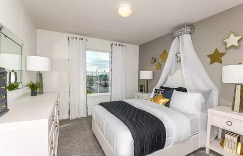 Bedroom - 10422 Hidden Banks Gln, Parrish, FL 34219 photo 4 of 4