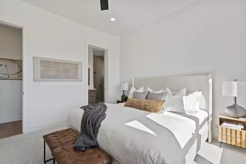 Bedroom - 2391 E Snocreek Dr, Eagle, ID 83616 photo 2 of 6