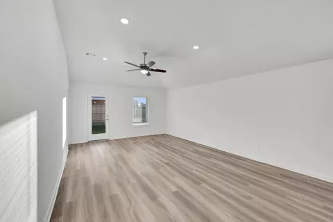 534 Brook Terrance Ln, Willis, TX 77378