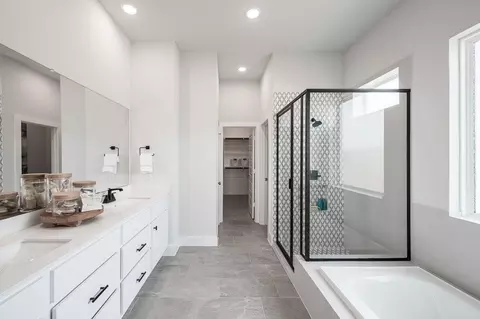 Bath - Undisclosed, Tomball, TX 77377 photo 1 of 4