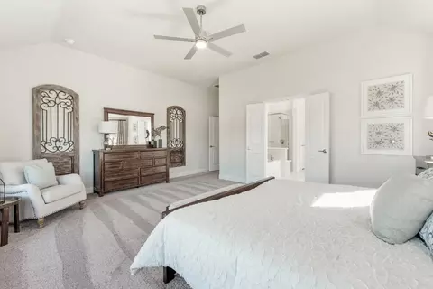Bedroom - 112 Sweetwater Dr, Commerce, TX 75428 photo 3 of 10
