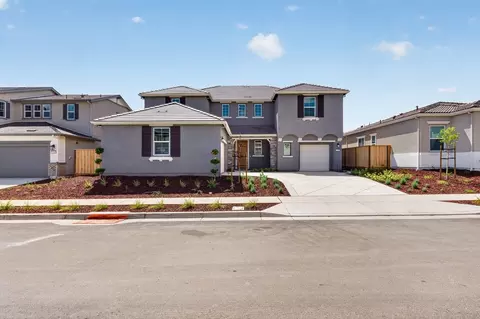 7980 Lamplight Dr, Tracy, CA 95377