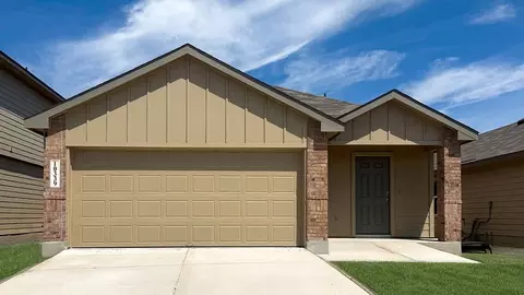 10339 Lassen Park, Adkins, TX 78101