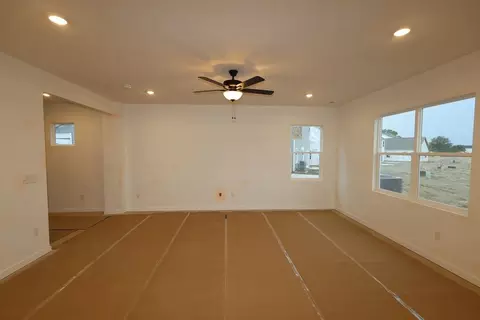 Living - 1159 Brittany Dr, Delaware, OH 43015 photo 3 of 4