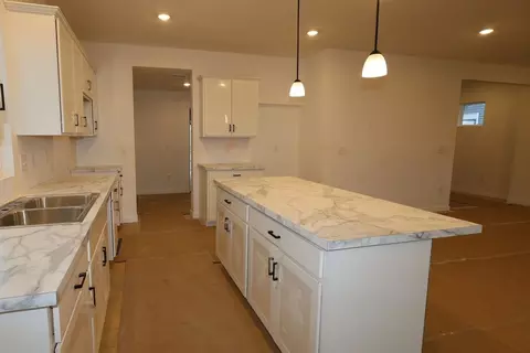 Kitchen - 1159 Brittany Dr, Delaware, OH 43015 photo 2 of 2
