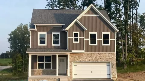 340 Dye Ln, Morgantown, WV 26501